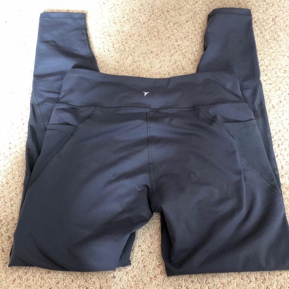 Gray Old Navy Active Leggings